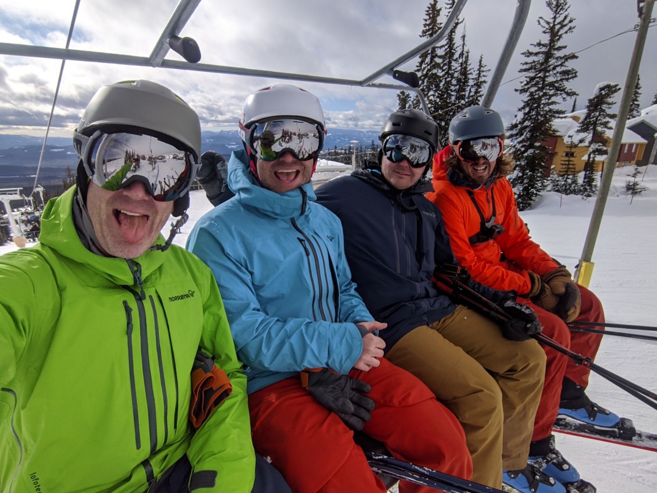 2021-ski-intro-big-white-01